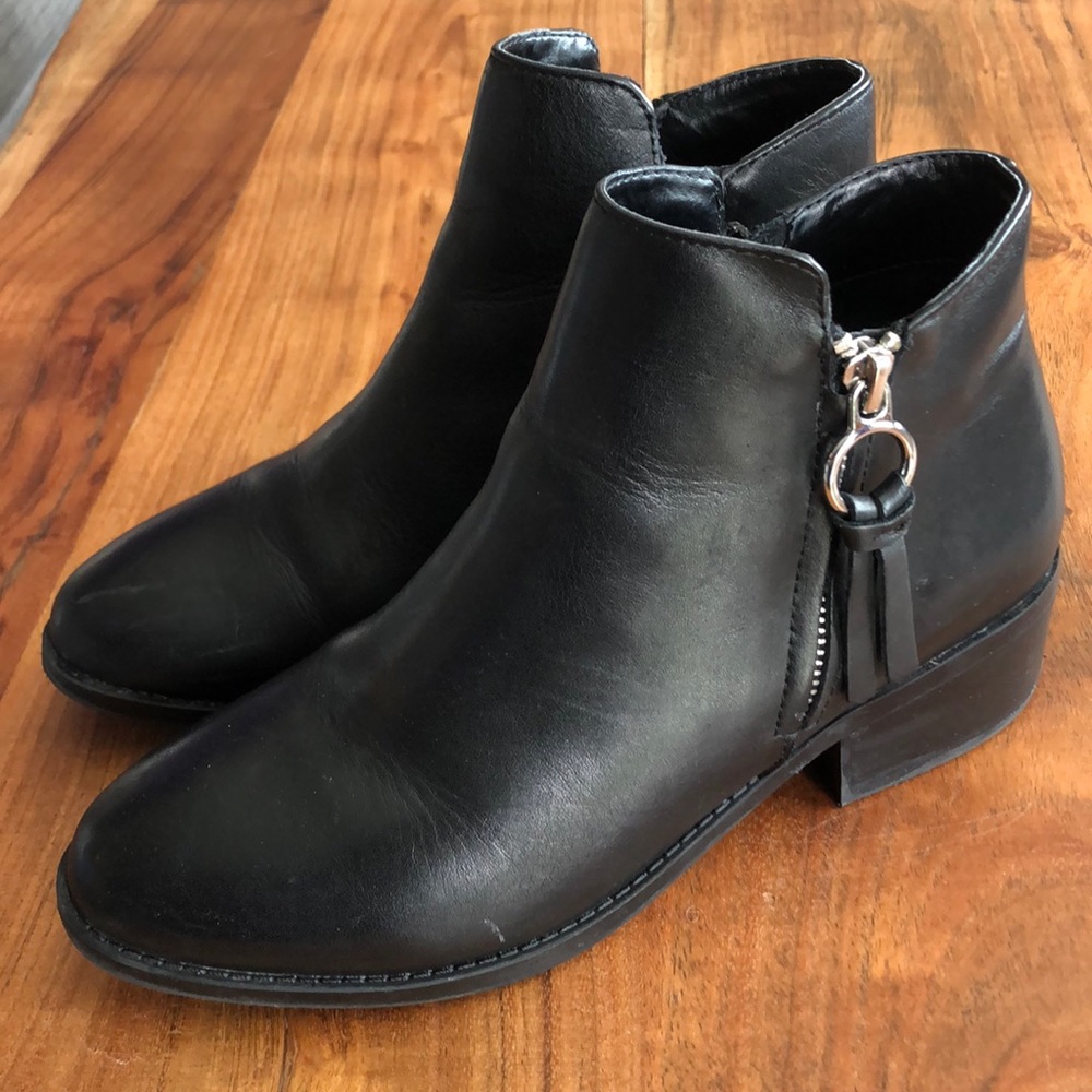 Steve Madden Bootie